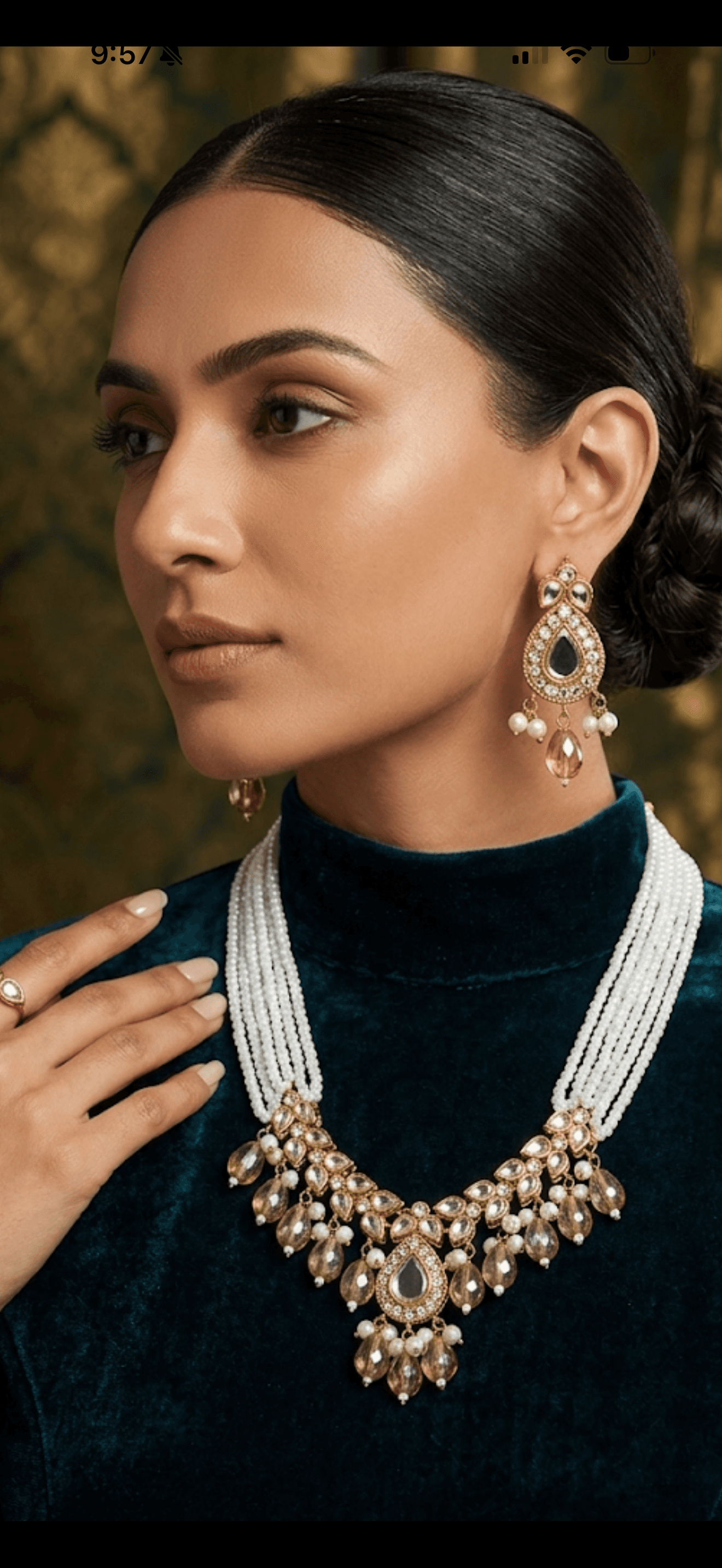 Elegant Pearl Choker Necklace and Earring Set 2